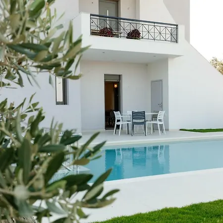 Tilio - New With Private Pool 1400m From The