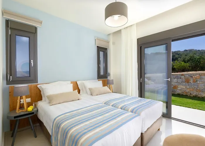 Tilio - New With Private Pool 1400m From The